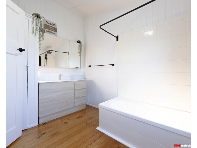 22 HUNTER STREET, West Mackay QLD 4740