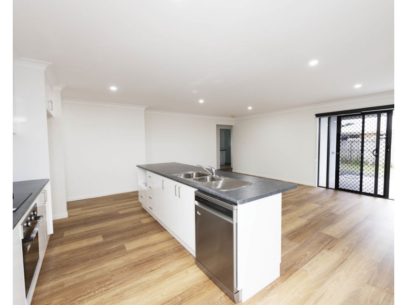 29 Devereux Street, Rural View QLD 4740