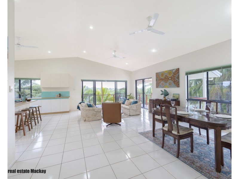 40a Admiral Drive, Dolphin Heads QLD 4740