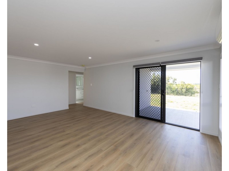 56 Moreton Drive, Rural View QLD 4740