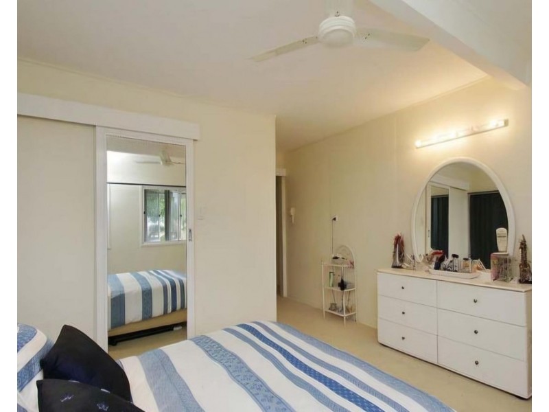 24 A Binnington Esplanade, East Mackay QLD 4740