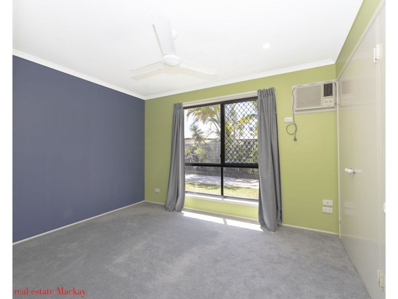 3 Hanlon Way, Rural View QLD 4740
