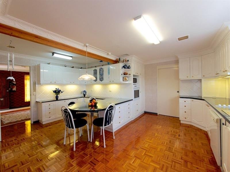 1 Fernshaw  St, Macgregor QLD 4109