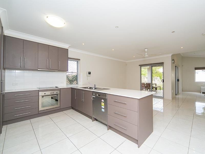 58 Fairbank Street, Sunnybank QLD 4109