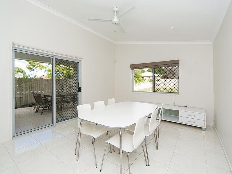 58 Fairbank Street, Sunnybank QLD 4109
