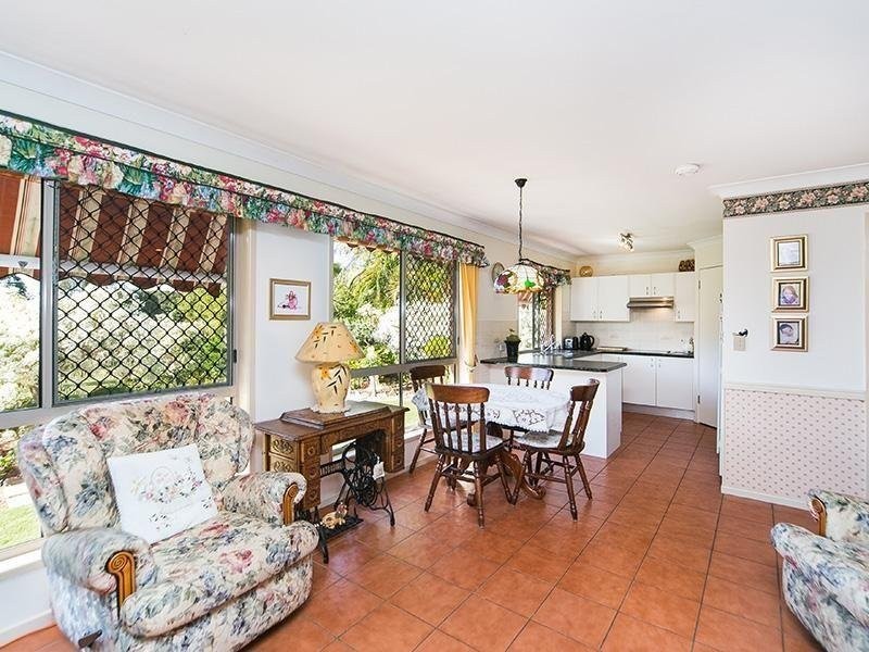 5 Kensington Place, Wishart QLD 4122