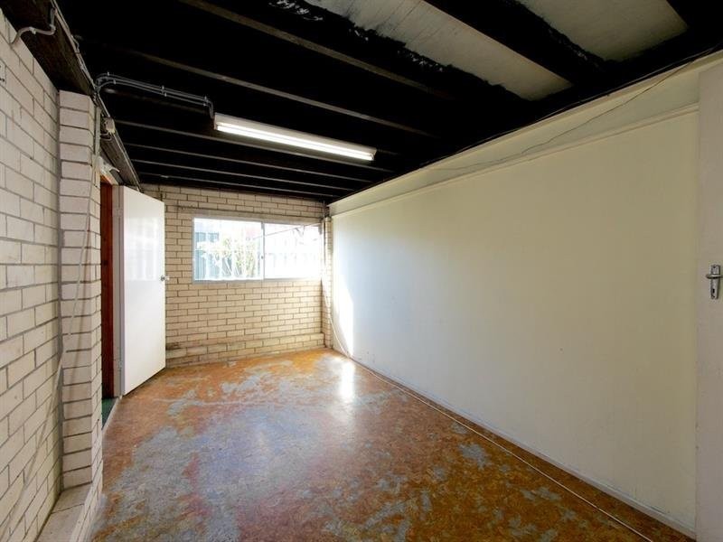 20 Crestgarden St, Macgregor QLD 4109