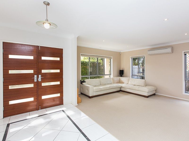 17 Peatmoss Street, Sunnybank Hills QLD 4109