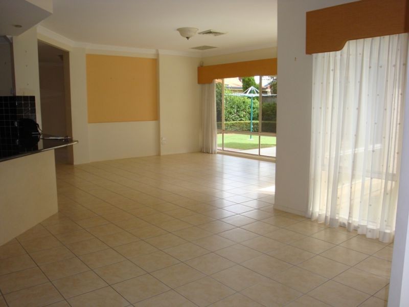 7 Lema Cct, Kuraby QLD 4112
