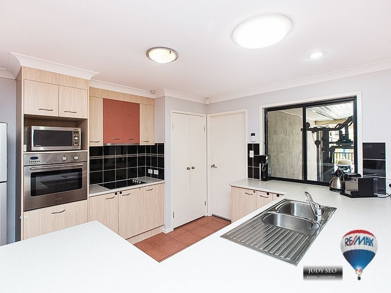 15 Bunya Ct, Parkinson QLD 4115