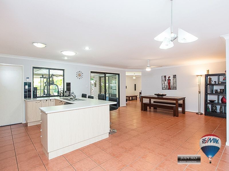 15 Bunya Ct, Parkinson QLD 4115