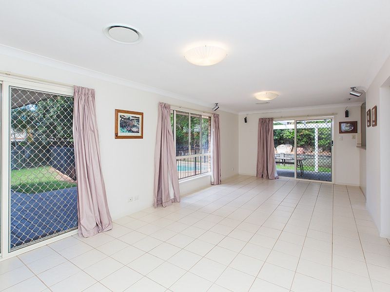 8 Doris St, Kuraby QLD 4112