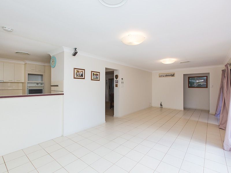 8 Doris St, Kuraby QLD 4112