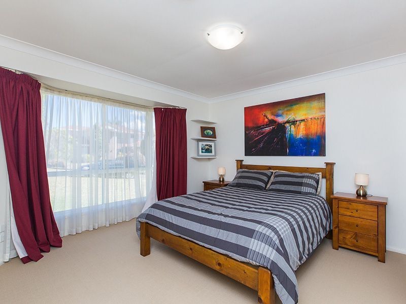 8 Doris St, Kuraby QLD 4112