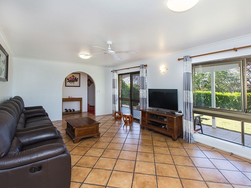 10 Greenleaf Street, Sunnybank Hills QLD 4109