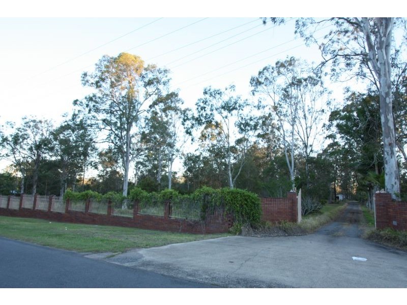 38 Cloverdale Rd, Doolandella QLD 4077