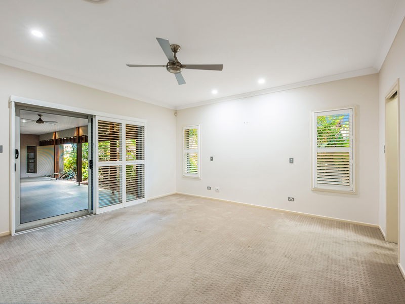 21 Lichfield Pl, Parkinson QLD 4115