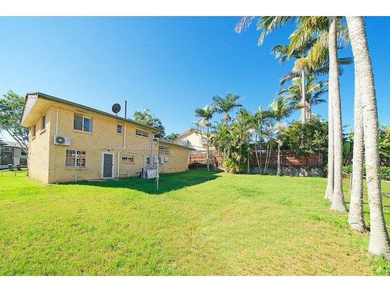 Granny Flat /21 Longridge St, Macgregor QLD 4109