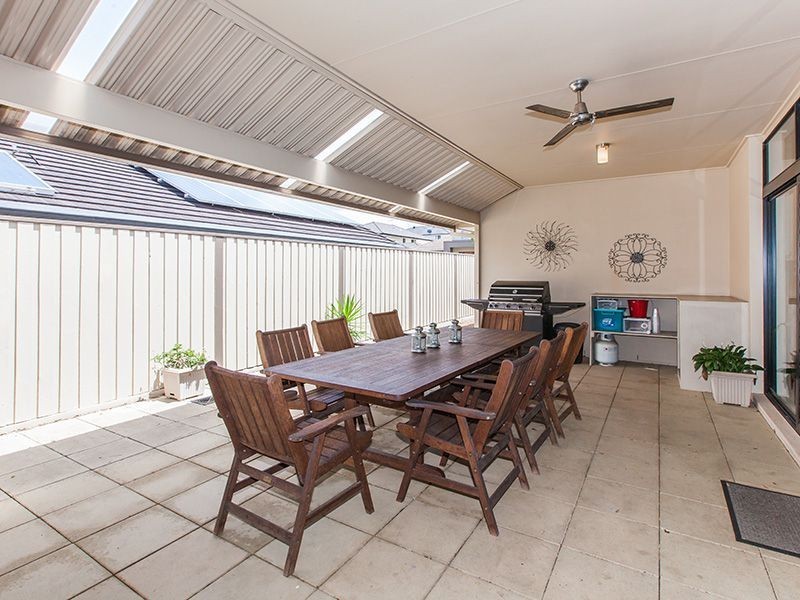 32 Trevi Close, Eight Mile Plains QLD 4113