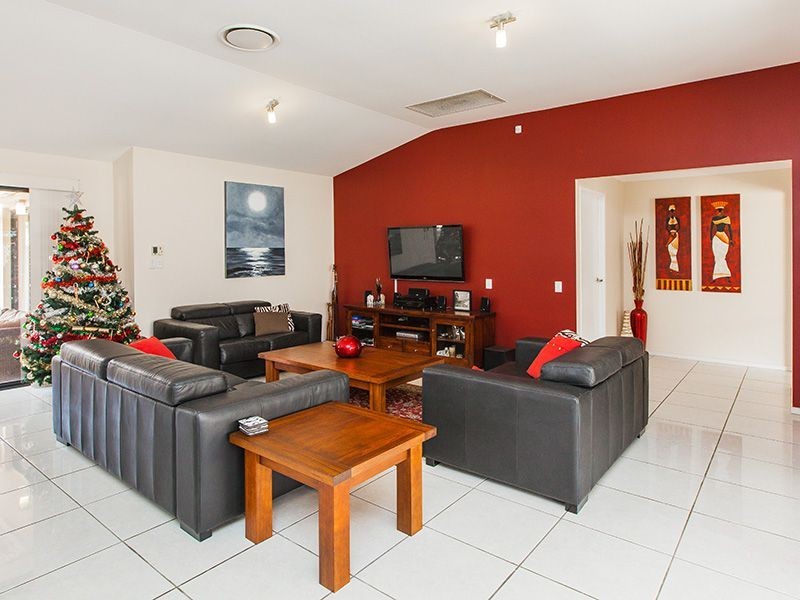 32 Trevi Close, Eight Mile Plains QLD 4113