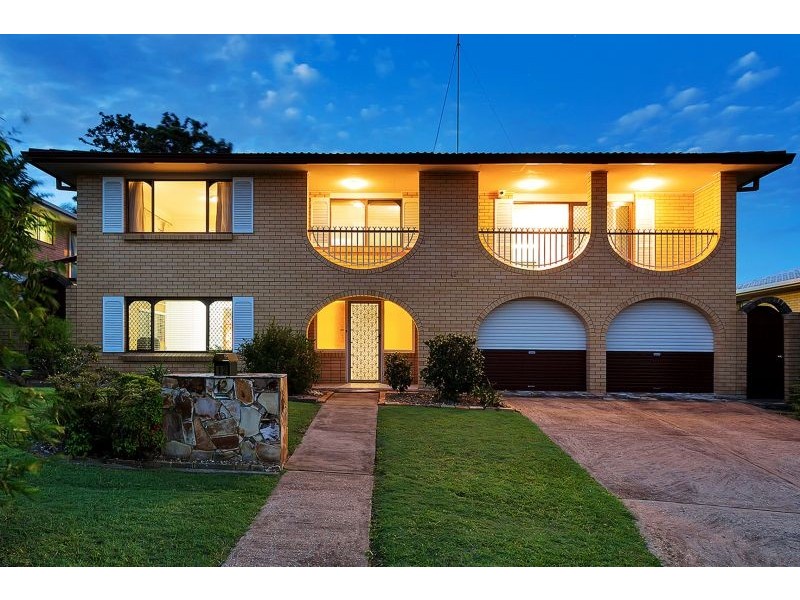 12 Gaillardia St, Macgregor QLD 4109