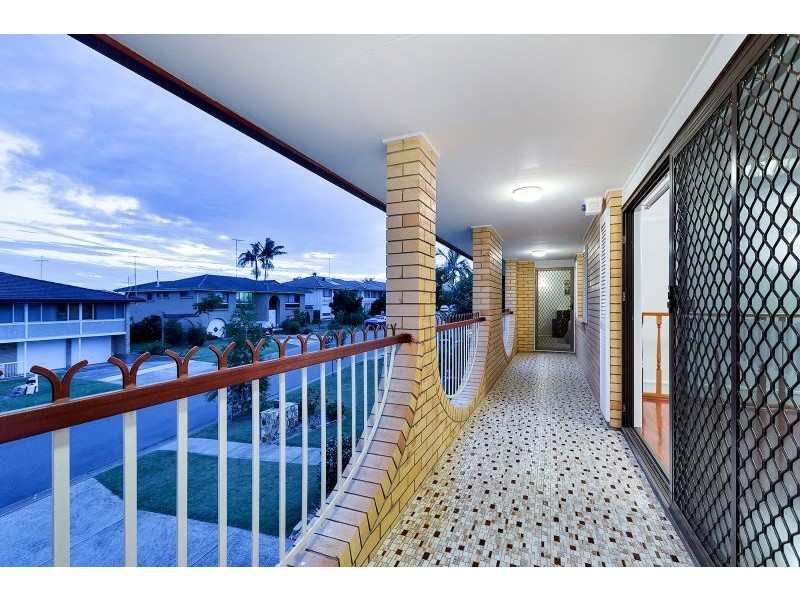 12 Gaillardia St, Macgregor QLD 4109