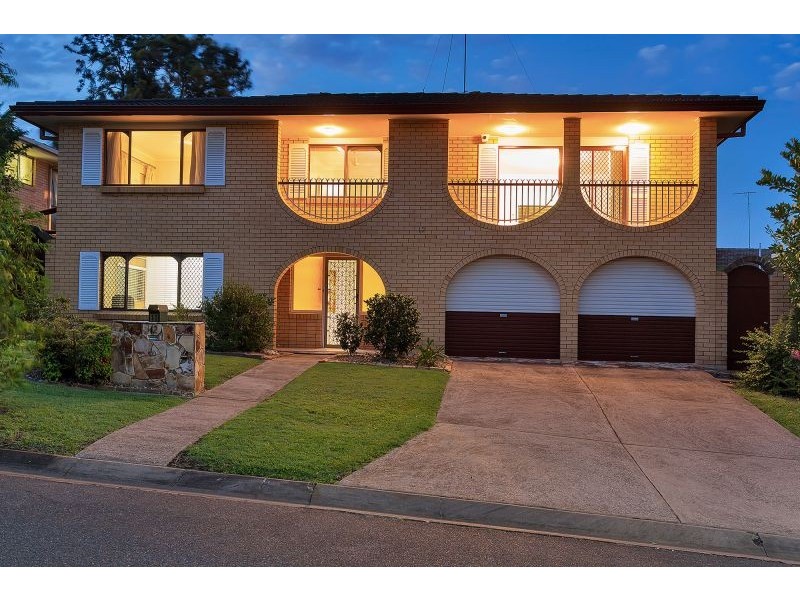 12 Gaillardia St, Macgregor QLD 4109