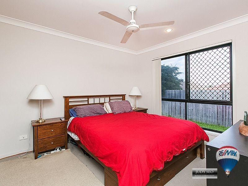 18 Hudson st, Calamvale QLD 4116