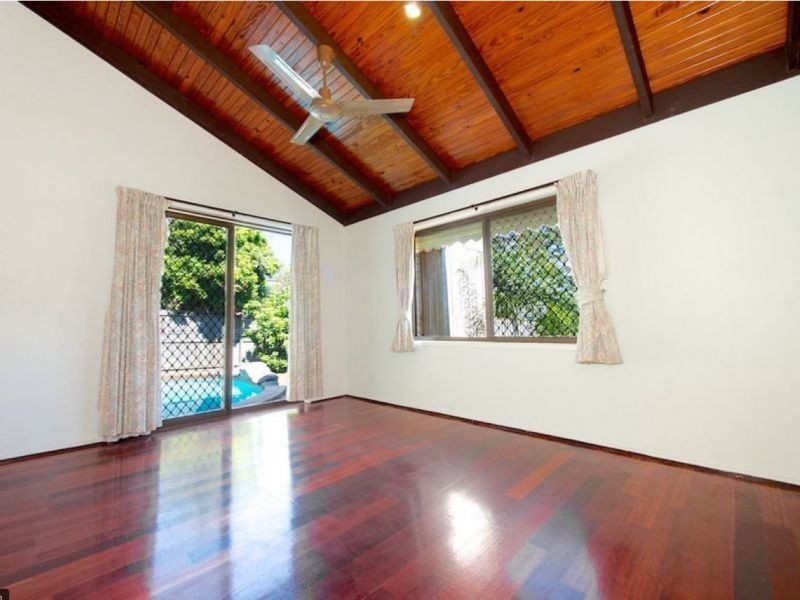 43 Metropole st, Robertson QLD 4109