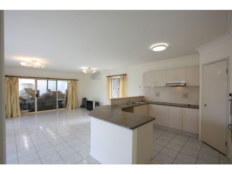 15 Malia St, Sinnamon Park QLD 4073