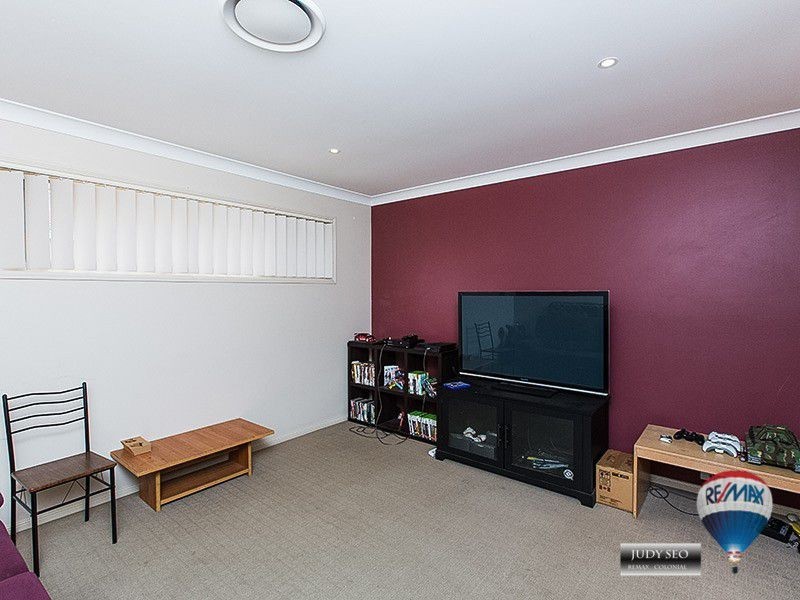 19 Lillydale Place, Calamvale QLD 4116