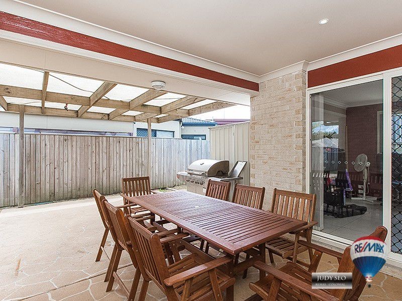 19 Lillydale Place, Calamvale QLD 4116