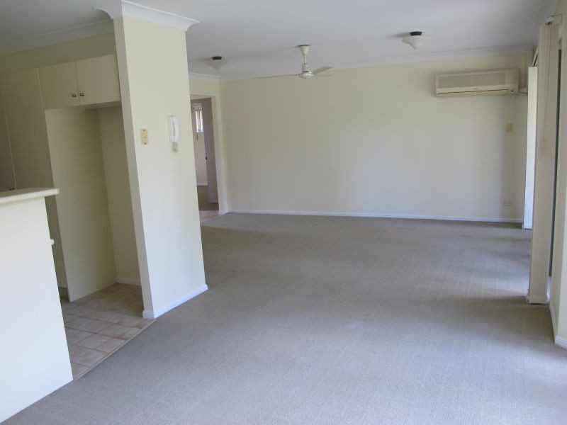 100 Bordeaux St, Eight Mile Plains QLD 4113