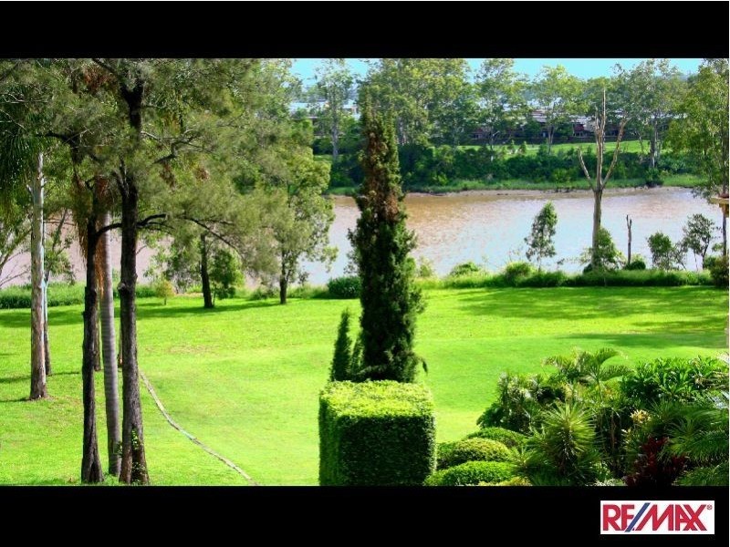 48 Robertson Place, Fig Tree Pocket QLD 4069