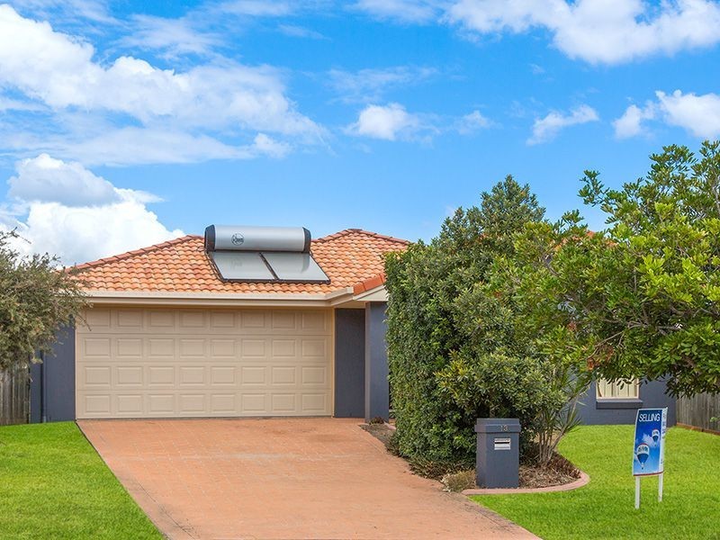 13 Wavecrest Place, Calamvale QLD 4116