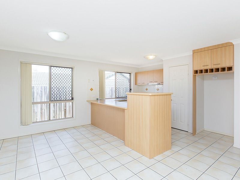 13 Wavecrest Place, Calamvale QLD 4116