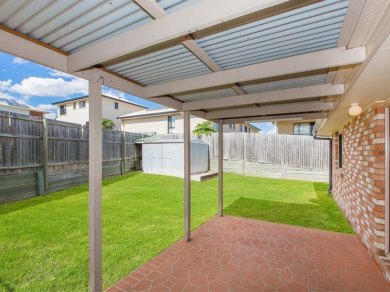 13 Wavecrest Place, Calamvale QLD 4116