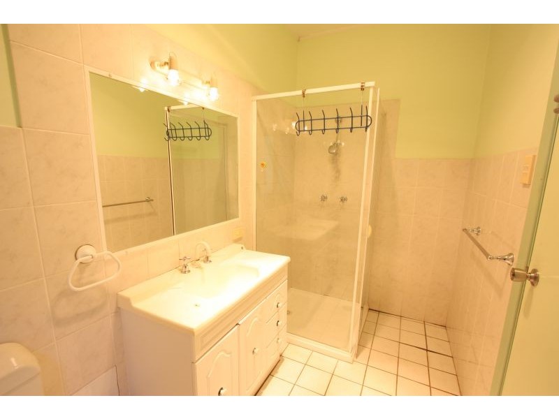 214 Mains Rd, Sunnybank QLD 4109