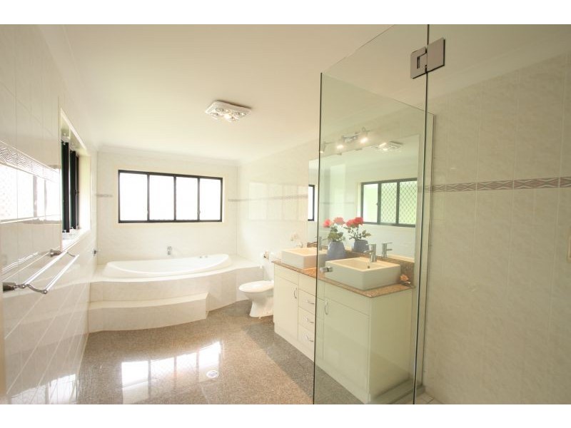 26 Curzon Pl, Sunnybank Hills QLD 4109