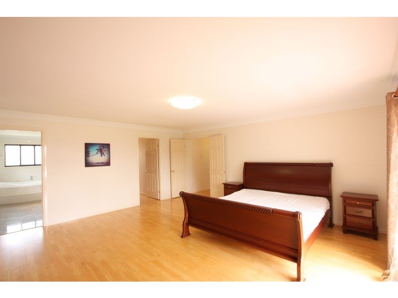 26 Curzon Pl, Sunnybank Hills QLD 4109