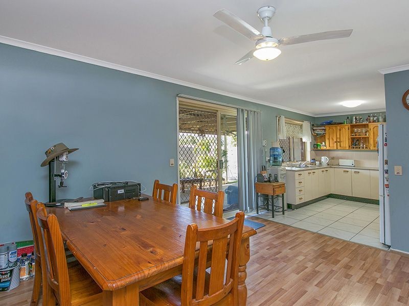 22 Thistle Street, Regents Park QLD 4118