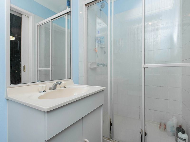 22 Thistle Street, Regents Park QLD 4118