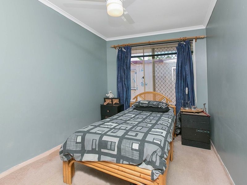 22 Thistle Street, Regents Park QLD 4118