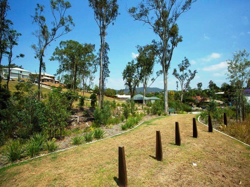 21 Maddiosn Place, The Gap QLD 4061