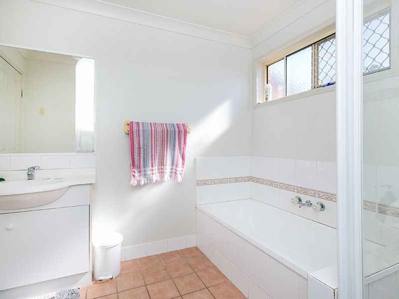 79 Shelduck Place, Calamvale QLD 4116