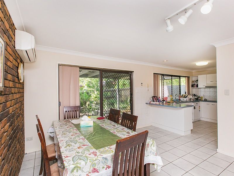 10 Dane Court, Eight Mile Plains QLD 4113