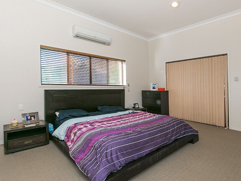 10 Dane Court, Eight Mile Plains QLD 4113