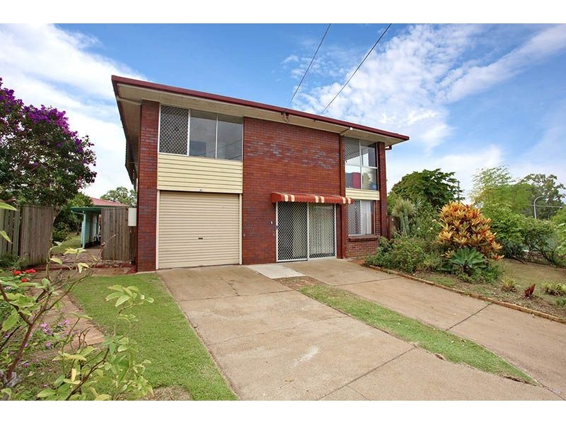 392 McCullough St, Macgregor QLD 4109