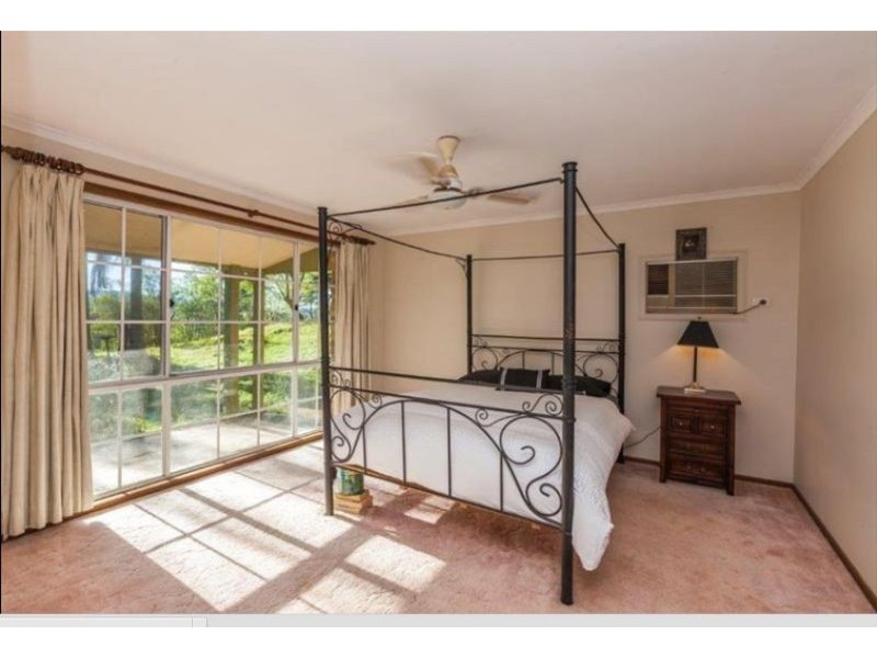 54 Gerara Court, Clagiraba QLD 4211