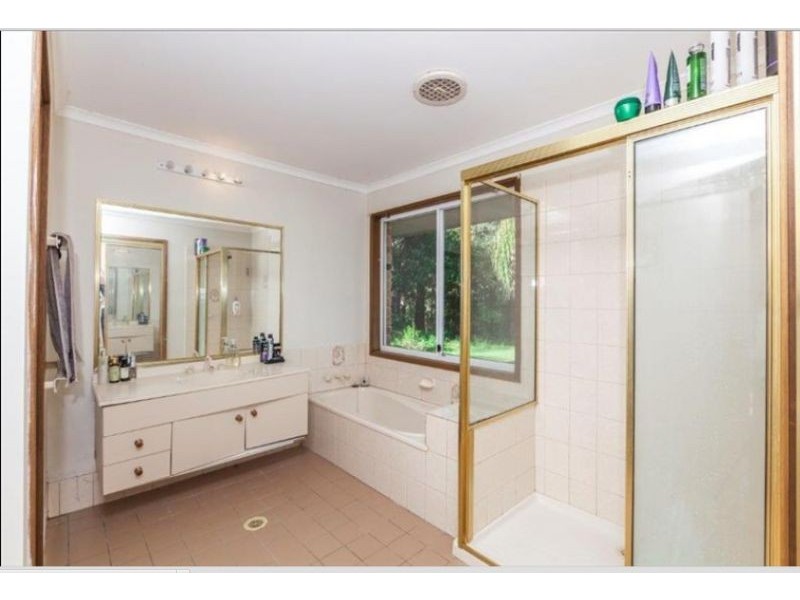 54 Gerara Court, Clagiraba QLD 4211